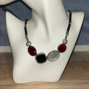 Elegant Black and Red Pendant Necklace